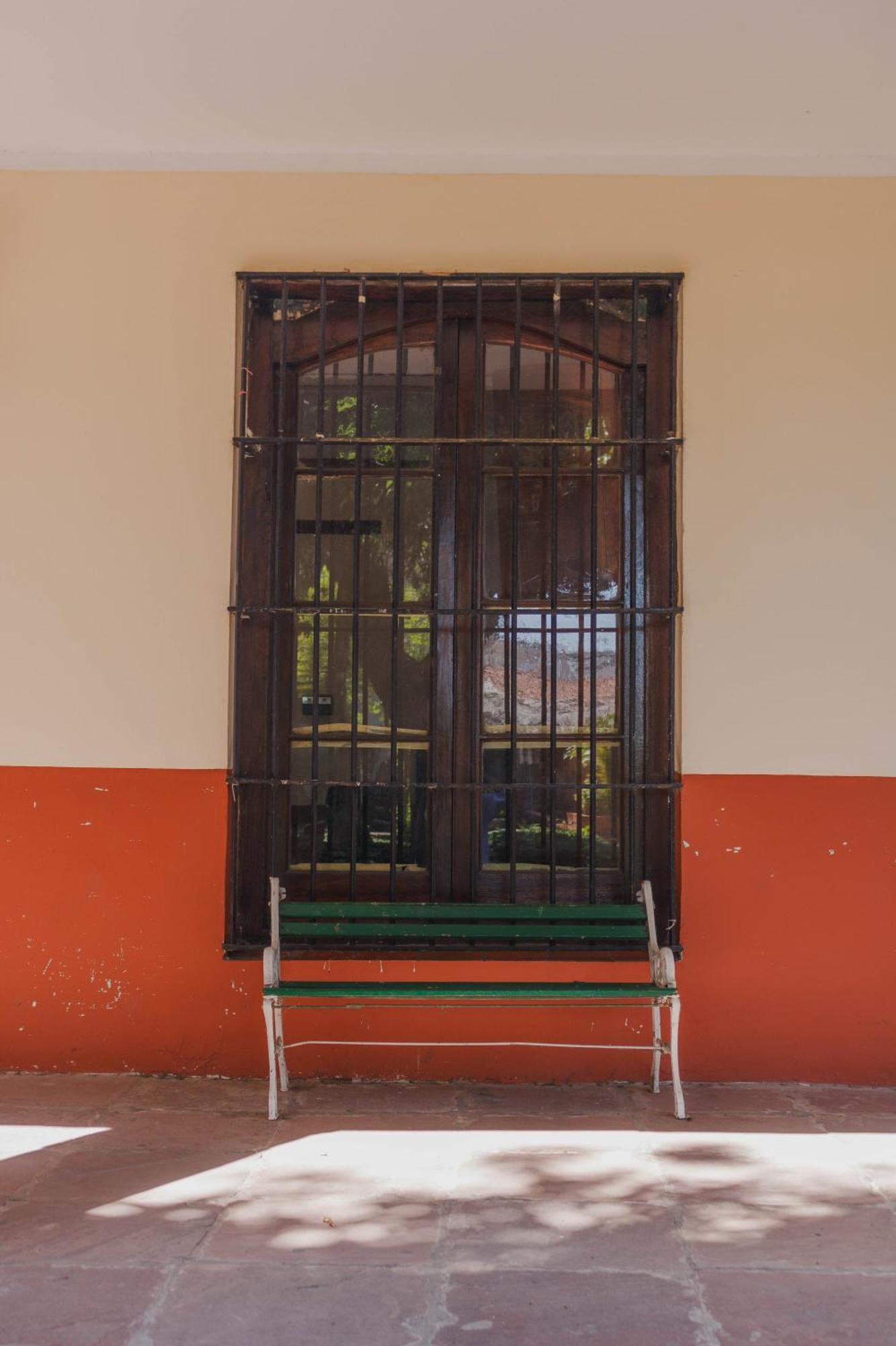 Alojamiento En Pleno Centro De Corrientes Eksteriør bilde